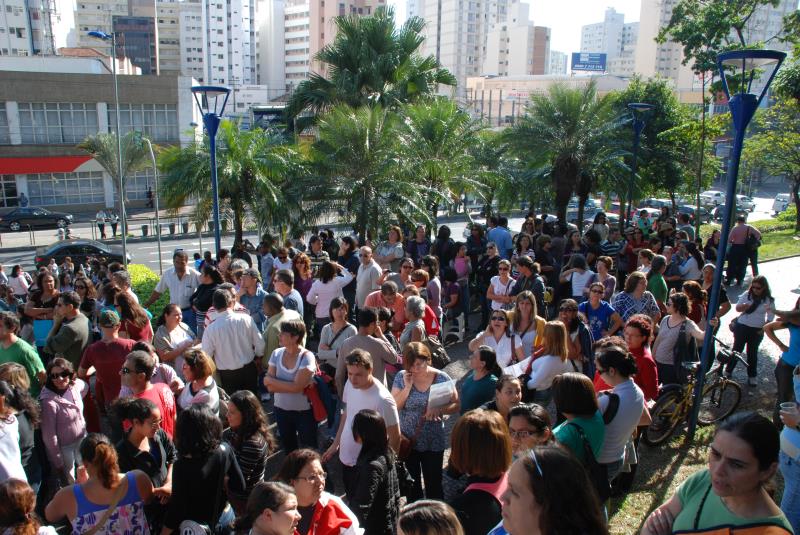 Greve (segunda-feira, 18o dia)