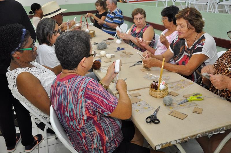 Ateliê de Páscoa: associados/as vivenciam o momento da Páscoa