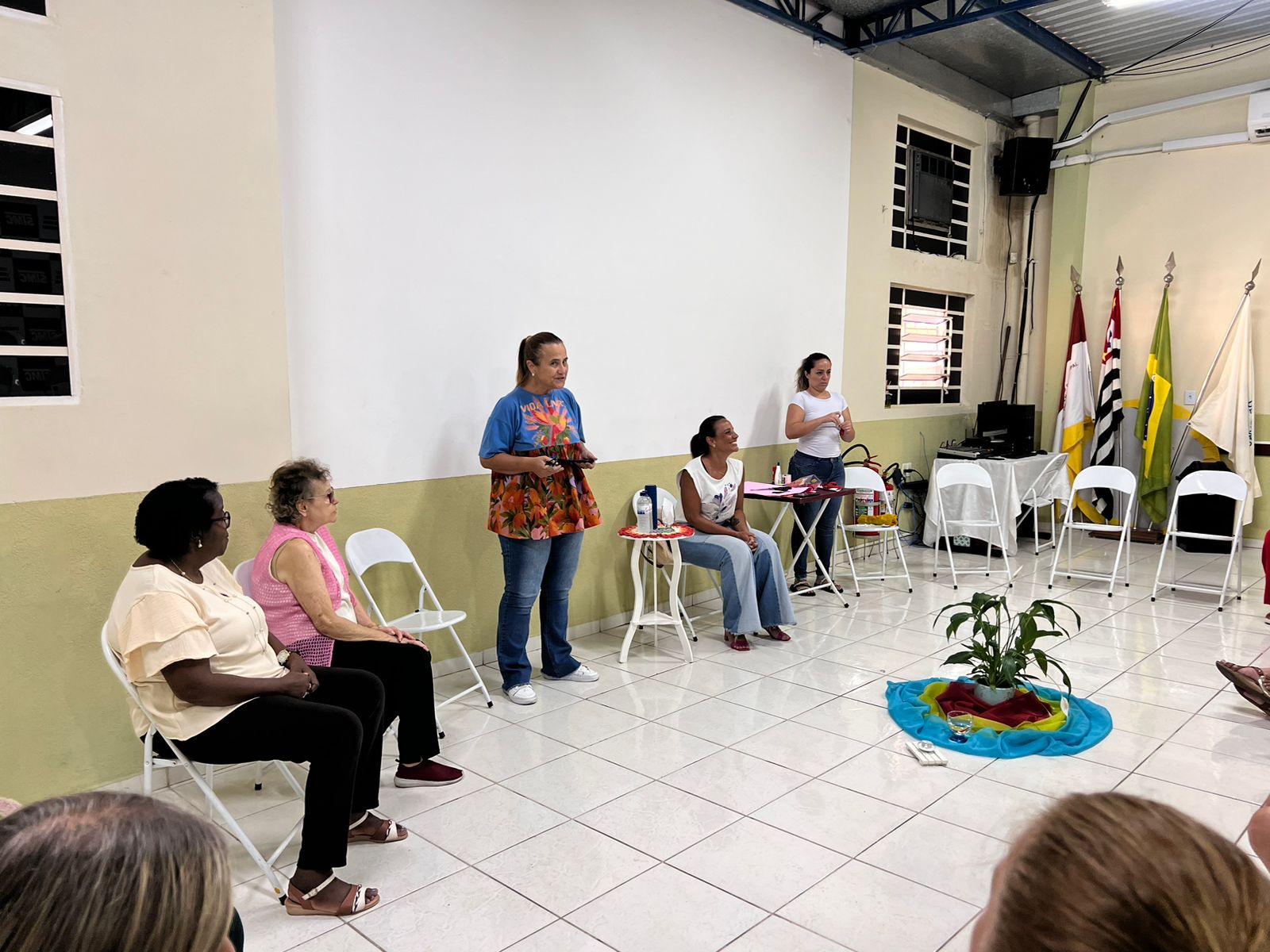 Casa dos Aposentados/as - Oficina de Memórias com Dra. Marcela Gomes - Março de 2024