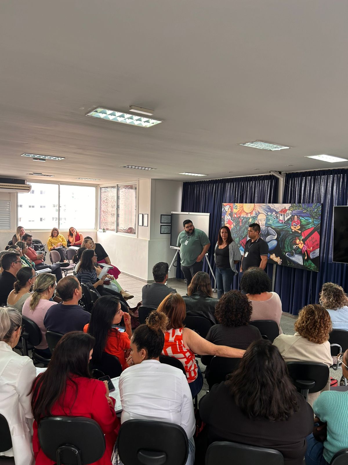 Diretores do STMC visitam NAEDs e se apresentam a gestores da Educação